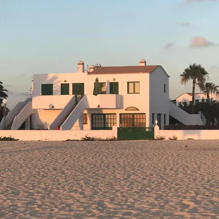 Los Lagos Beach Front Cotillo Apartment